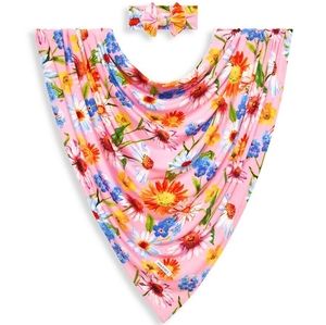NIB Posh Peanut Pink Floral Swaddle and Headwrap Set $45